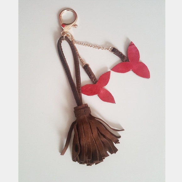 Charms & Tassel - Picture 2 of 3